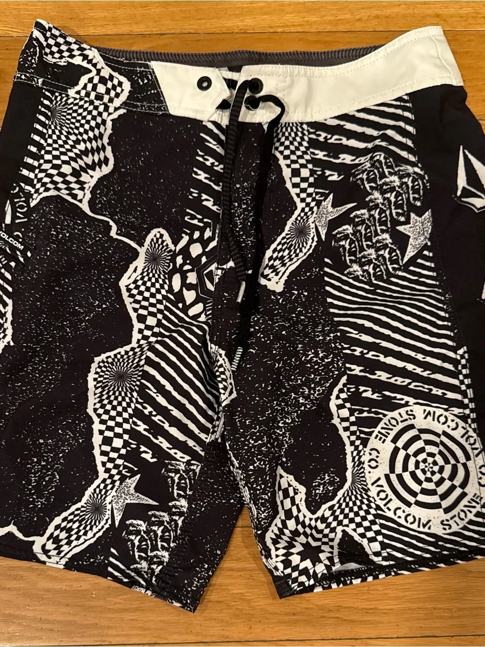 Volcom Kids Lido Iconic Mod Graphic Black White Boardshorts
